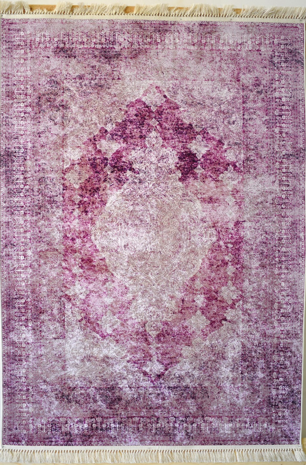 שטיח פרסי אדום